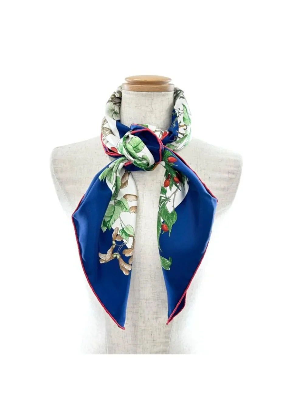Hermes Carre 90 AU Coeur Des Bois Silk Green Blue White Scarf